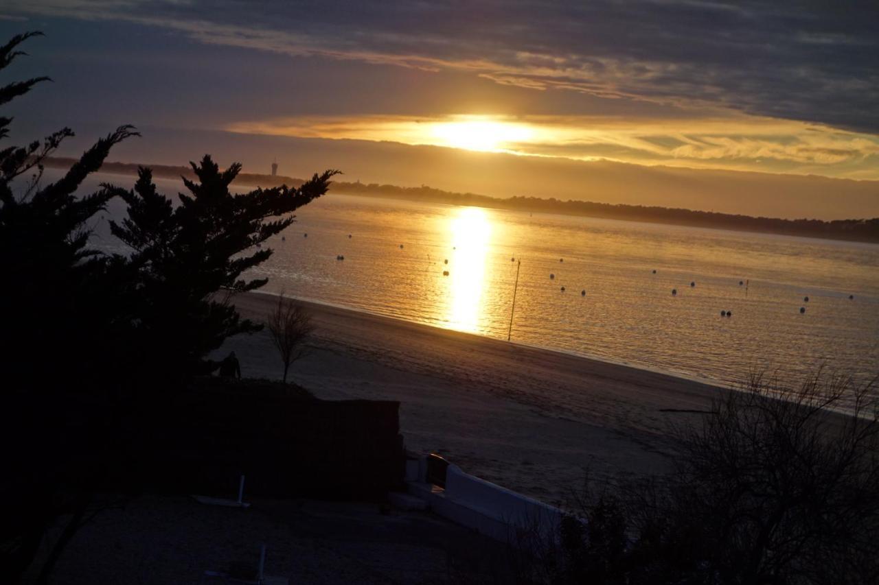 Appartement Arcachon Perreire Premiere Ligne Les Pieds Dans L Eau Vue Magnifique Sur Le Bassin ภายนอก รูปภาพ