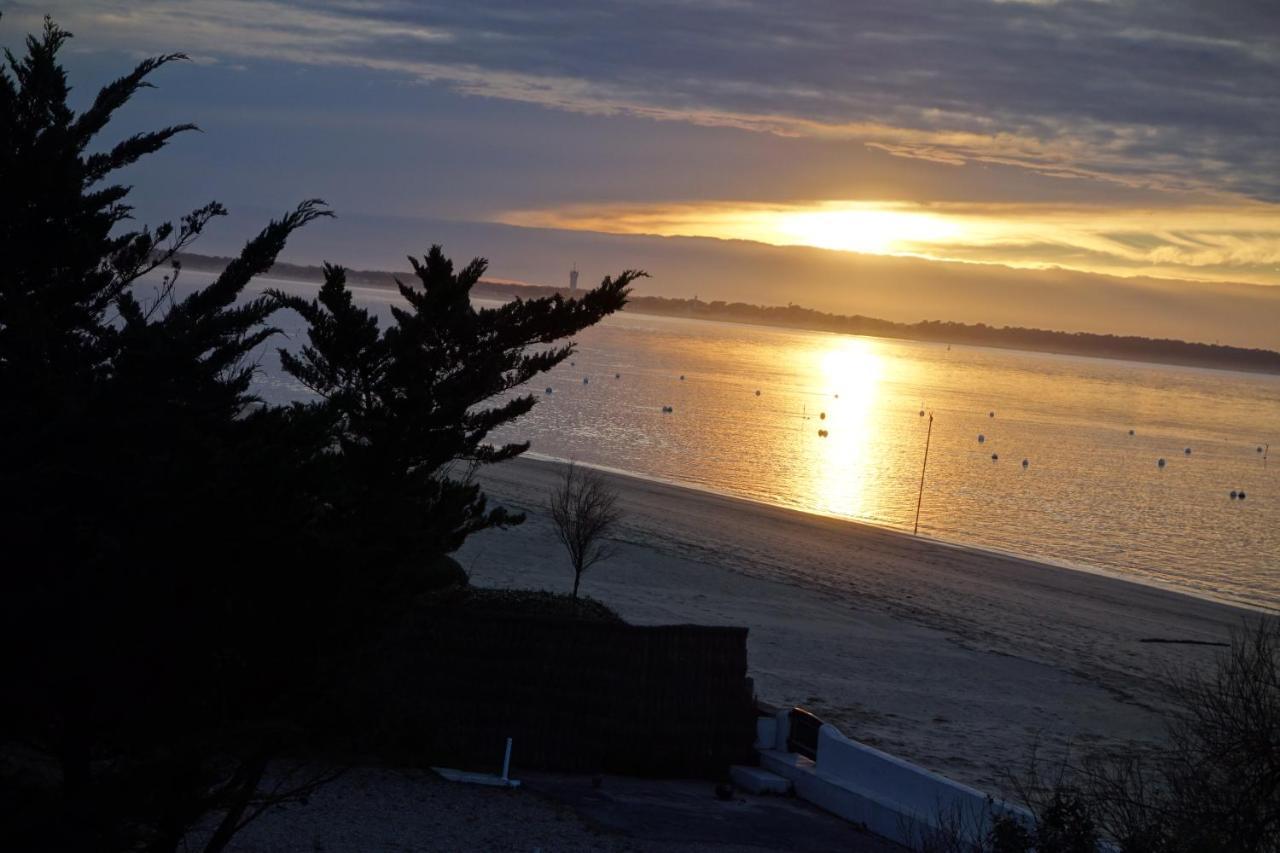 Appartement Arcachon Perreire Premiere Ligne Les Pieds Dans L Eau Vue Magnifique Sur Le Bassin ภายนอก รูปภาพ